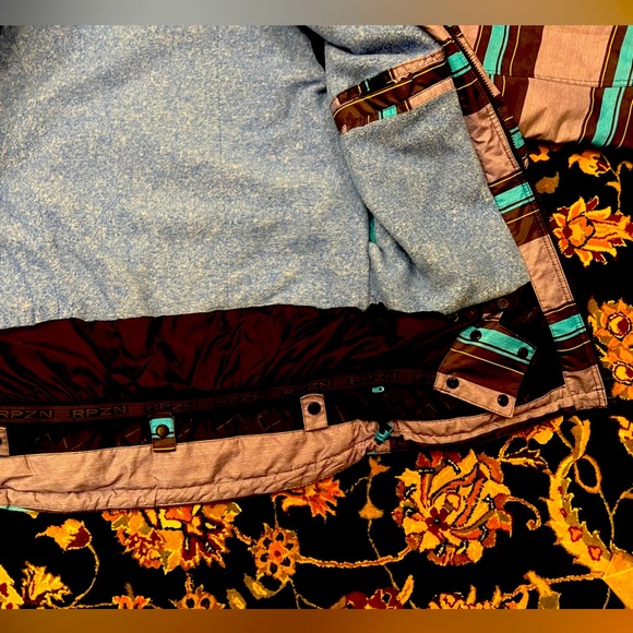 Ripzone Mens Winter Jacket Size Medium Hooded Waterproof Vented Taped Seam - Picture 11 of 13